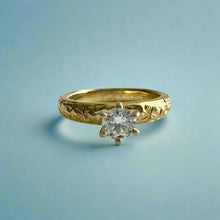 Load image into Gallery viewer, Kaimana Kula Plumeria with Leaves 3mm Solitaire Ring with Diamond in 14K Green Gold in size 3 7/8