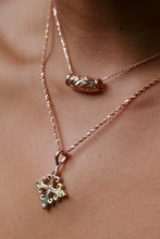 Load image into Gallery viewer, Multicolor Fleur De Lys Hawaiian Pendant