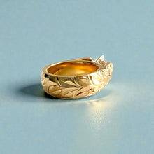 Load image into Gallery viewer, Shiny Maile & Hibiscus 6mm French Mount Solitaire Ring with 1ct Cubic Zirconia in 14K Yellow Gold in size 4 1/4