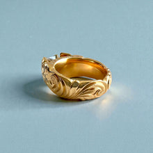 Load image into Gallery viewer, Scalloped Old English & Hibiscus 10mm Tapered French Mount Solitaire Engagement Ring with Princess Cut 1ct Cubic Zirconia & .5ct Diamonds in 14K Yellow Gold in size 7 1/4