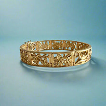 Load image into Gallery viewer, Flowers of Hawaii 12mm Filigree Link Bracelet in 14K Yellow Gold