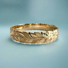 Load image into Gallery viewer, Scalloped Tri-Color Deep Cut Maile & Plumeria 12mm "Kuuipo" Kalakoa Hawaiian Bangle Bracelet in 14K Gold