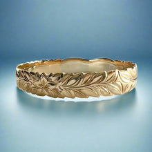Load image into Gallery viewer, Scalloped Tri-Color Deep Cut Maile & Plumeria 12mm "Kuuipo" Kalakoa Hawaiian Bangle Bracelet in 14K Gold