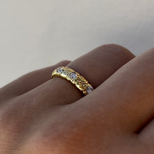 Load image into Gallery viewer, Hawaiian Scalloped 4mm Plumeria Ring with Diamonds in 18K yellow Gold