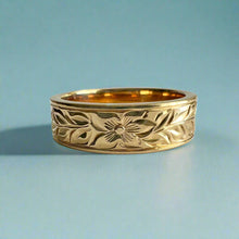 Load image into Gallery viewer, Shiny Maile & Hibiscus Hawaiian Flat 6mm Ring in 14K Yellow Gold size 8 1/2