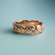 Load image into Gallery viewer, Scalloped La Hoomanao Hibiscus & Plumeria 6mm Ring in 14K Pink Gold in size 10 1/8