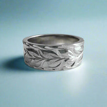 Load image into Gallery viewer, Maile & Hibiscus 8mm Hawaiian Flat Ring in 14K White in size 8 1/4