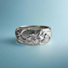 Load image into Gallery viewer, Old English & Hibiscus 8mm No Border Hawaiian Ring in 14K White Gold in size 8 1/2
