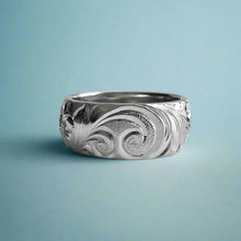 Load image into Gallery viewer, Old English & Hibiscus 8mm No Border Hawaiian Ring in 14K White Gold in size 8 1/2