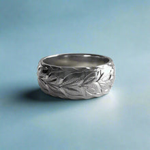 Load image into Gallery viewer, Maile & Hibiscus 8mm Hawaiian Ring in 14K White Gold in size 7 3/4
