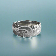 Load image into Gallery viewer, Scalloped Old English & Plumeria with Leaves 8mm Ring in 14K White Gold in size 8 3/8