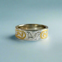 Load image into Gallery viewer, Ali'i 6mm Flat Ring with Plumeria & Old English on Yellow enamel background in 14K White Gold