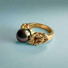 Load image into Gallery viewer, Hibiscus with Leaf Black Pearl Ring in 14K Yellow Gold in size 6 1/2