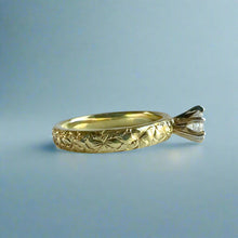 Load image into Gallery viewer, Kaimana Kula Plumeria with Leaves 3mm Solitaire Ring with Diamond in 14K Green Gold in size 3 7/8