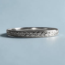 Load image into Gallery viewer, Shiny Maile & Hibiscus 6mm Bangle Bracelet in 14K White Gold in size 8