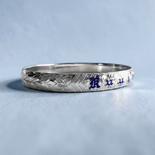 Load image into Gallery viewer, Maile & Hibiscus 8mm "Kuuipo" Bangle Bracelet in 14K White Gold in size 7 1/2