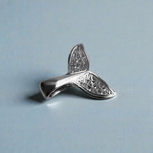 Load image into Gallery viewer, Medium Engraved Whale Tail Pendant in 18K White Gold
