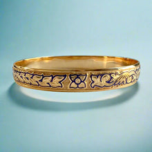 Load image into Gallery viewer, Raised Old English & Shiny Maile 10mm "Kuuipo" Bangle Bracelet in 14K Yellow Gold