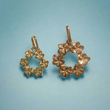 Load image into Gallery viewer, Hawaiian Plumeria Wreath Pendants in 14K Gold