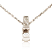 Load image into Gallery viewer, Palaoa Pendant on gold chain