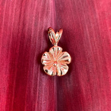 Load image into Gallery viewer, Good Hibiscus Pendant flower