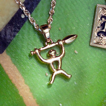 Load image into Gallery viewer, Hawaiian Petroglyph Paddler Pendant in 14K Yellow Gold