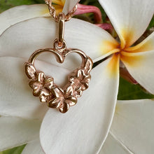 Load image into Gallery viewer, Hawaiian Heart Pendant with engraved three plumeria flowers