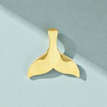 Load image into Gallery viewer, Back of Medium Engraved Whale Tail Pendant with Initials "K" in 18K Yellow Gold
