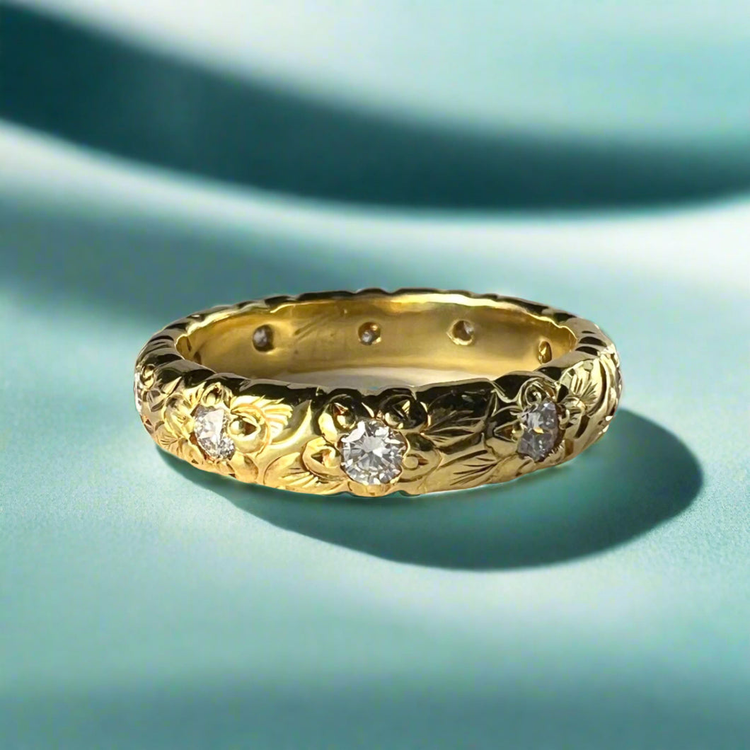 Scalloped 4mm Plumeria with Leaves & Diamonds Ring in 18K Yellow Gold