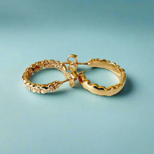 Load image into Gallery viewer, 3mm Old Scalloped Plumeria Hoop Earrings with Post in 14K Gold
