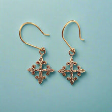 Load image into Gallery viewer, fleur de lys earrings in 14K pink gold
