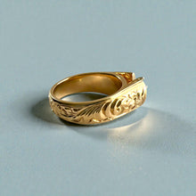 Load image into Gallery viewer, Old English &amp; Hibiscus 8mm Tapered French Mount Solitaire Ring with 5.4mm Cubic Zirconia in 14K Yellow Gold in size 8 1/8
