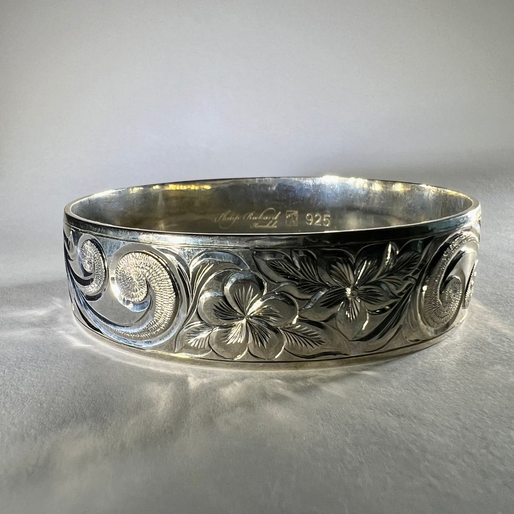 Hawaiian 18mm Old English Flowers with Leaves Sterling Silver Bracelet