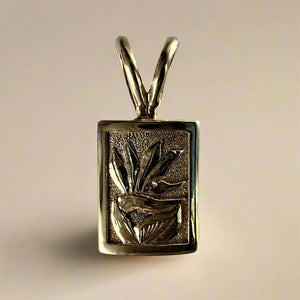 Raised Bird of Paradise Makana Pendant in 14K Yellow Gold