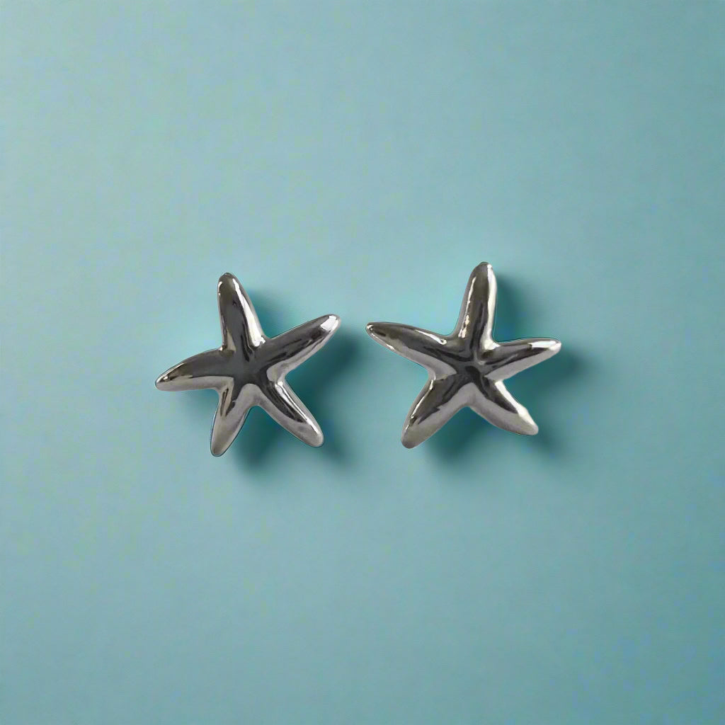 Starfish Earrings with Post in 14K White Gold