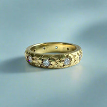 Load image into Gallery viewer, Plumeria w/Leaves &amp; Diamonds 4mm Ring in 14K Green Gold
