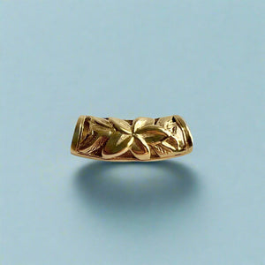 Small Plumeria Lei Filigree Pendant in 14K Yellow Gold