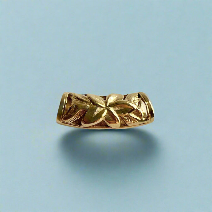 Small Plumeria Lei Filigree Pendant in 14K Yellow Gold