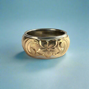Two-Tone Scalloped Top Hibiscus & Old English 10mm Ring in 14K Yellow & White Gold