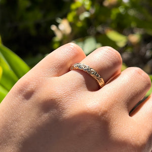 Scalloped Engraved Hawaiian Ring