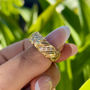 Nihoniho 8mm Ring with Flowers and Single Row Of Diamonds