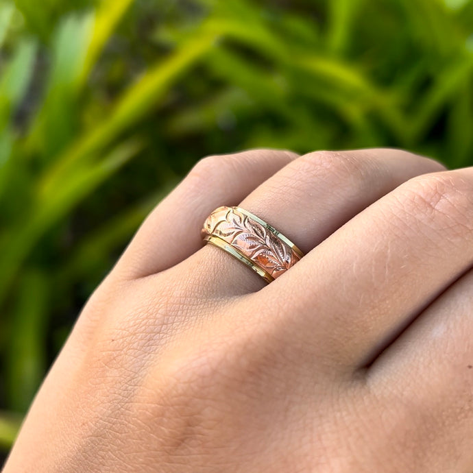 Two-Tone Maile & Hibiscus 8mm Ring in 14K Green & Pink Gold