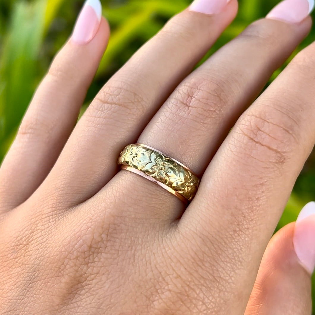 Two-Tone Hibiscus All Around 8mm Hawaiian Ring in 14K Pink & Green Gold