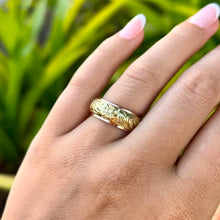 Load image into Gallery viewer, Two-Tone Old English &amp; Hibiscus Hawaiian 8mm Ring in 14K Pink &amp; Green Gold

