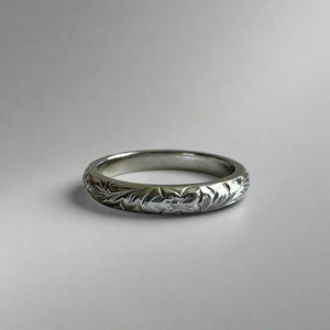 Old English & Hibiscus 3mm Barrel Ring in 14K White Gold