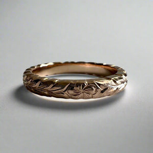 Hawaiian 3mm Scalloped Plumeria and Maile Pink Gold Ring 