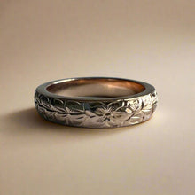 Load image into Gallery viewer, Hawaiian 4mm Barrel Kuuipo Ring with Maile &amp; Hibiscus in 14K Gold 
