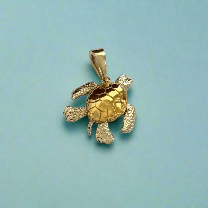 Medium Two-Tone Turtle Hawaiian Honu Pendant with Movable Body Parts in 18K Gold