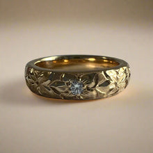 Load image into Gallery viewer, Hibiscus All Around 4mm Barrel Ring with Diamond in 14K Yellow Gold
