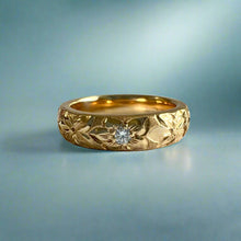 Load image into Gallery viewer, Hibiscus All Around 4mm Barrel Ring with Diamond in 14K Yellow Gold
